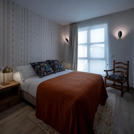 Rosa Velazquez Διαμέρισμα *